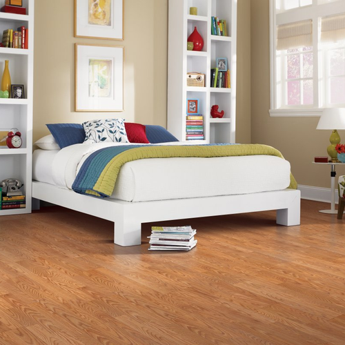 Bedroom with laminate flooring - Brillion-Harvest Oak Strip